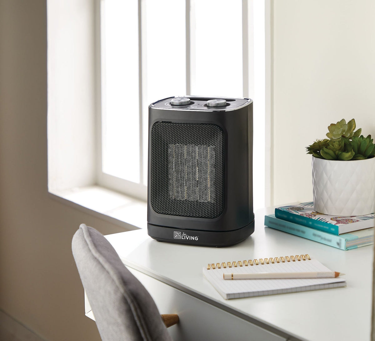 Oscillating 2-Setting Desk Heater T9D6 - product image 4