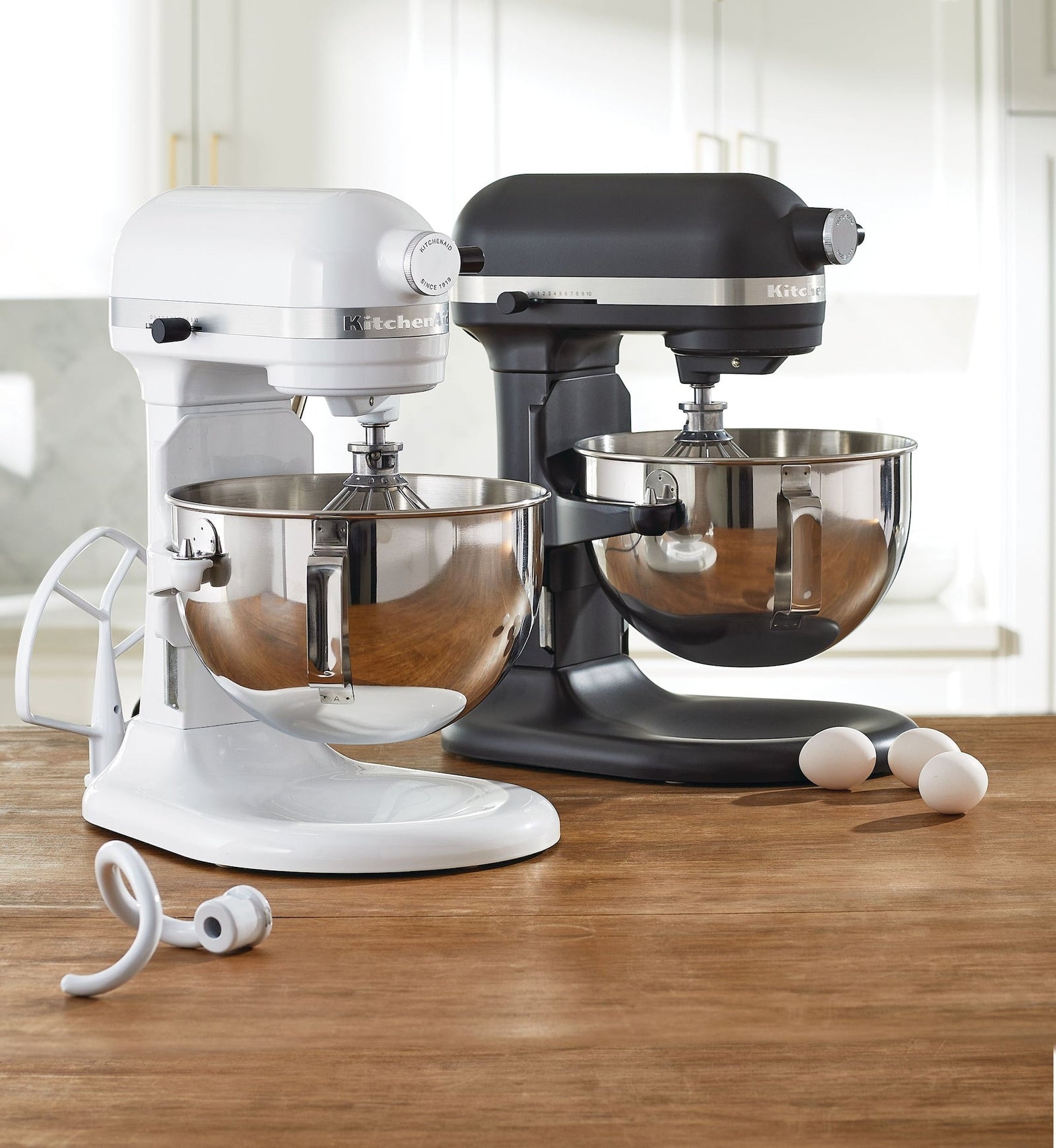 5.5 Quart Bowl-Lift Stand Mixer, 11 Speed Professional Mixer, White M2A1 - product image 4