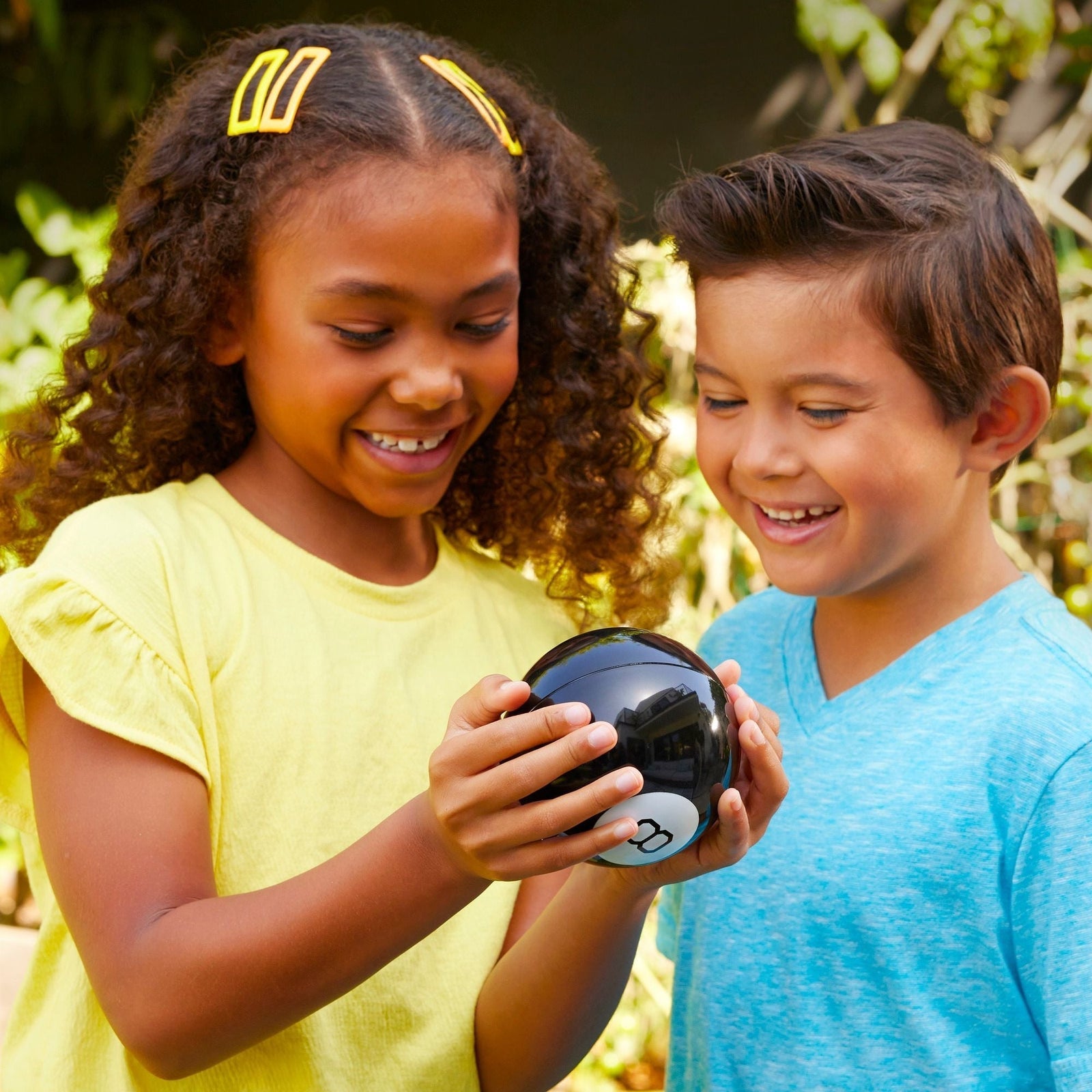 Magic 8 Ball Novelty Toy, Assorted Colours P4C2 - product image 3