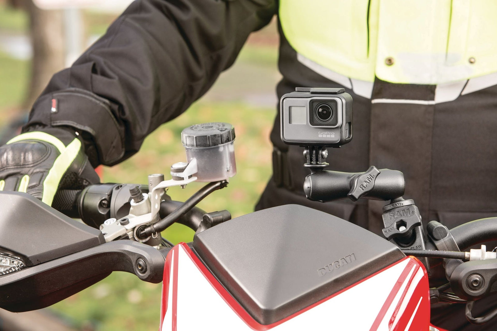 Ball Mount with Universal Action Camera Adapter Z3H5 - product image 4