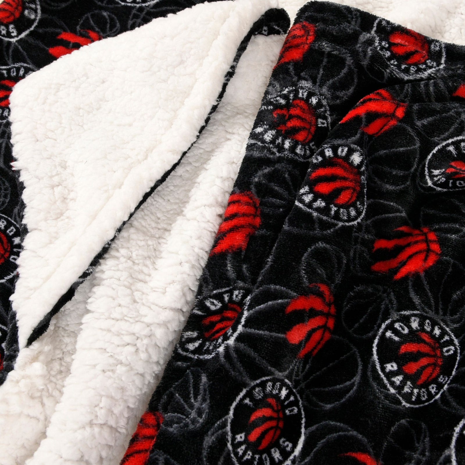 Toronto Raptors Hooded Ultra Plush Blanket T8K7 - product image 8