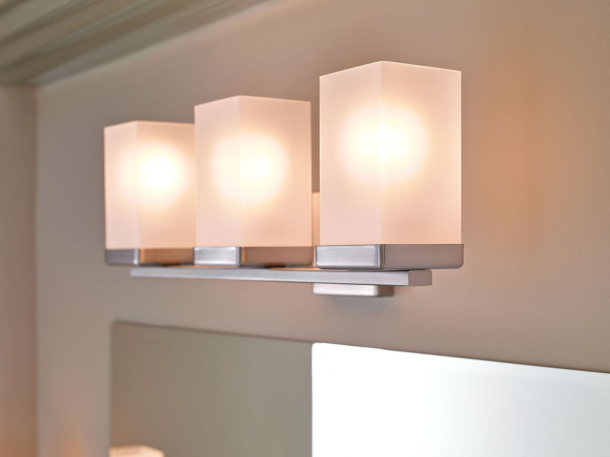 90-Degree Vanity Lighting Fixture, Brushed Nickel, 3-L U6G5 - product image 4