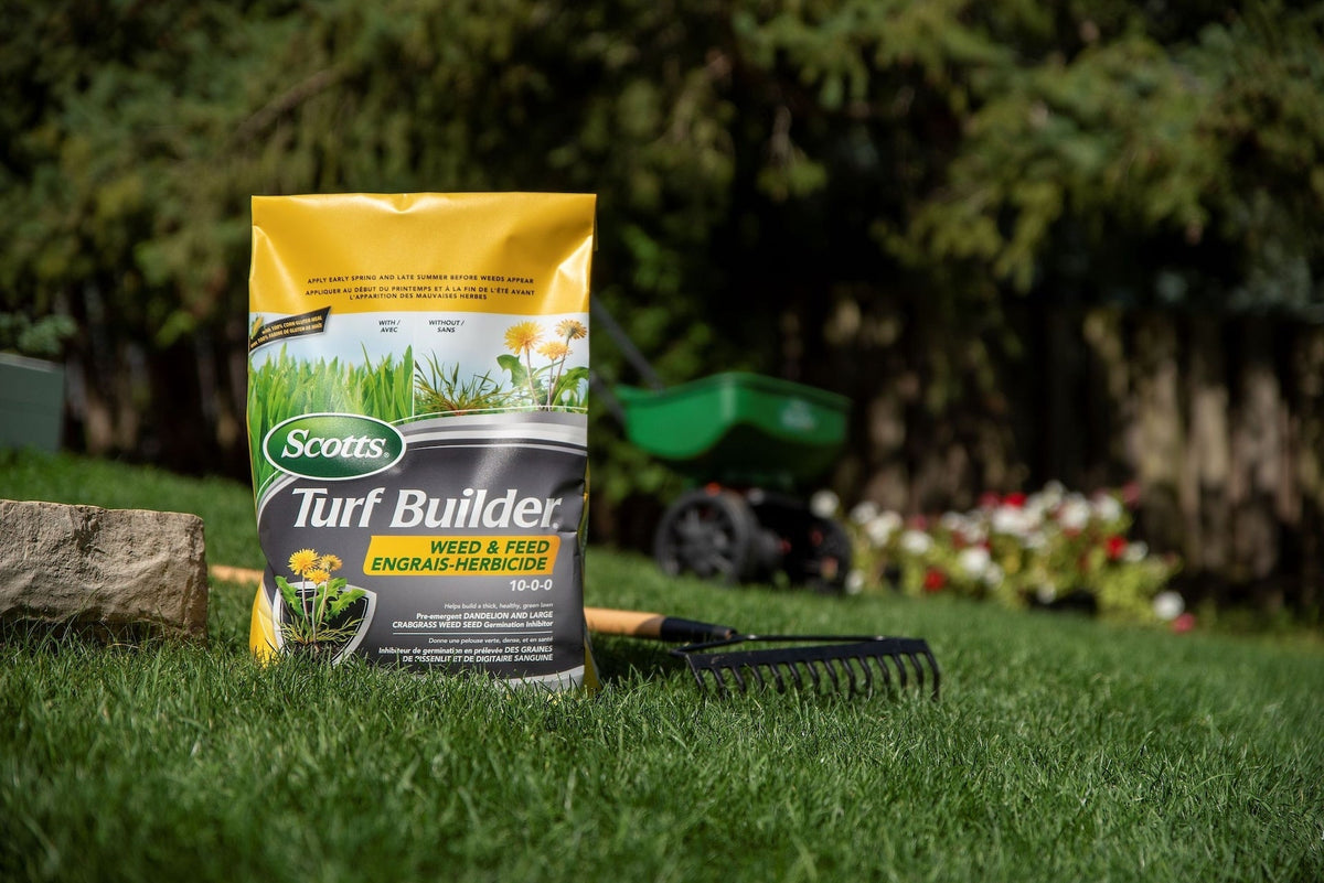 Turf Builder Weed & Feed, 1000-sq-ft P7W6 - product image 2